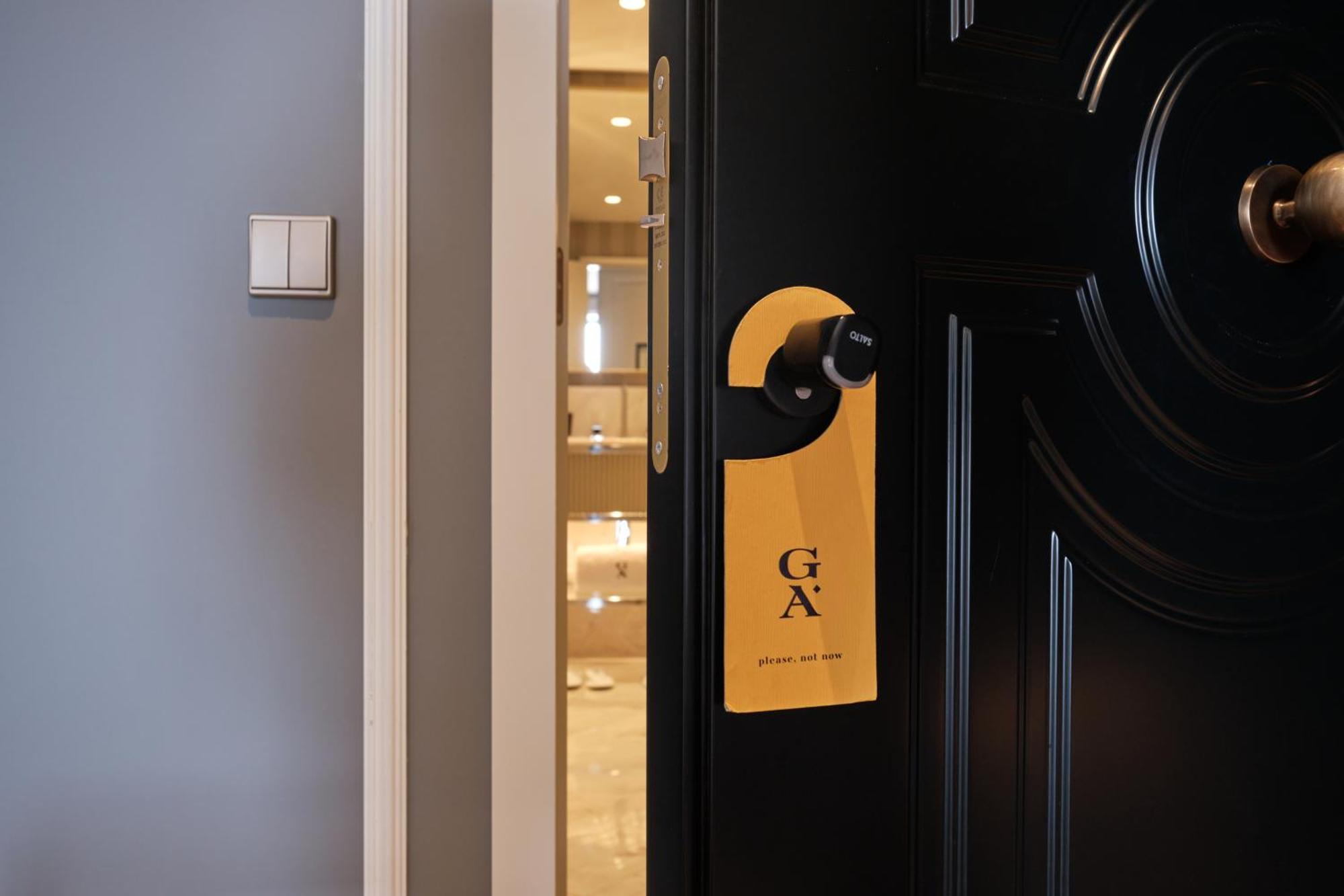 Ga Palace Hotel & Spa, A Xixth-Century Villa Porto Exterior foto A door hanger